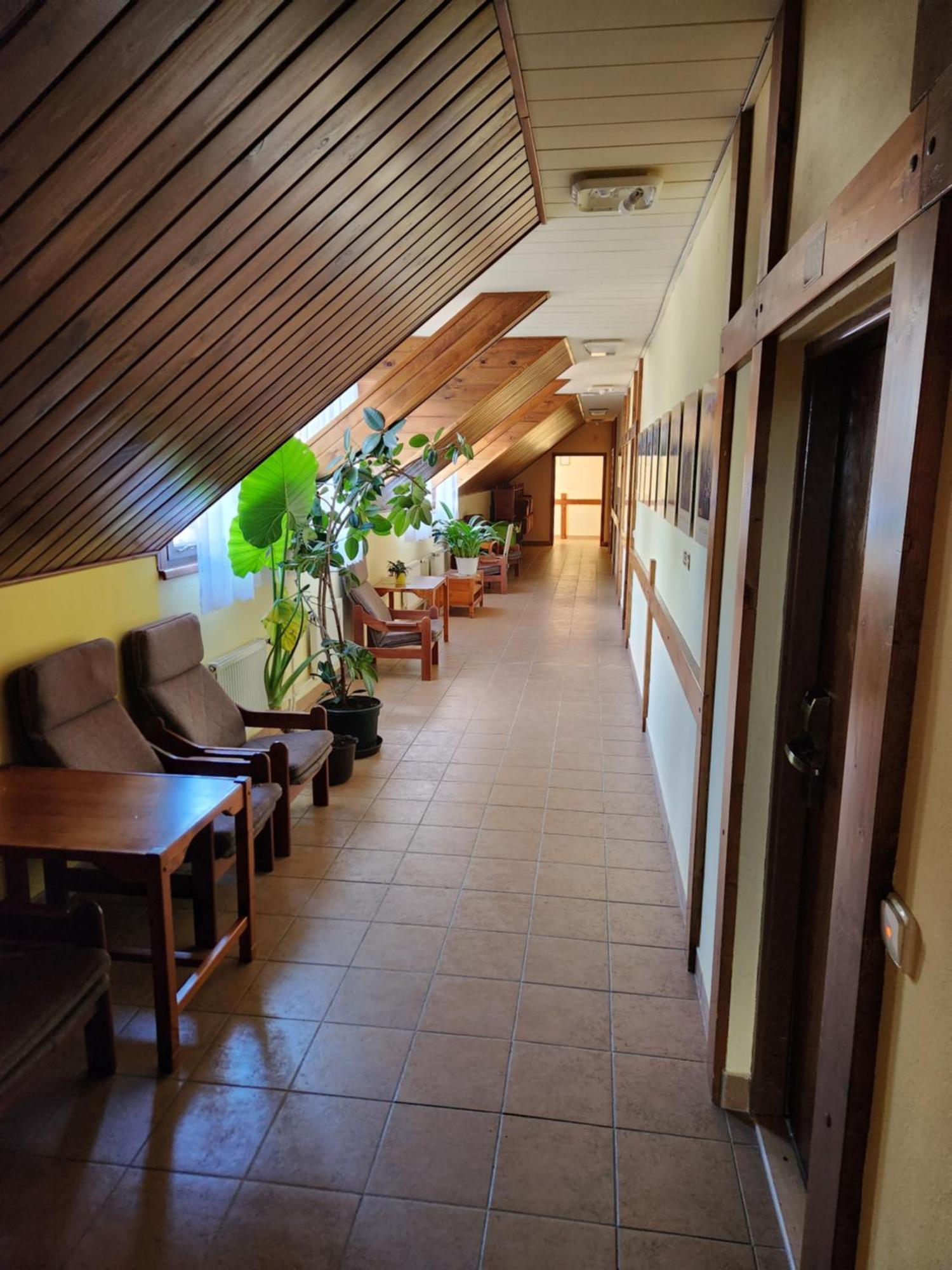 Hotel Autis Високе-Татри Экстерьер фото